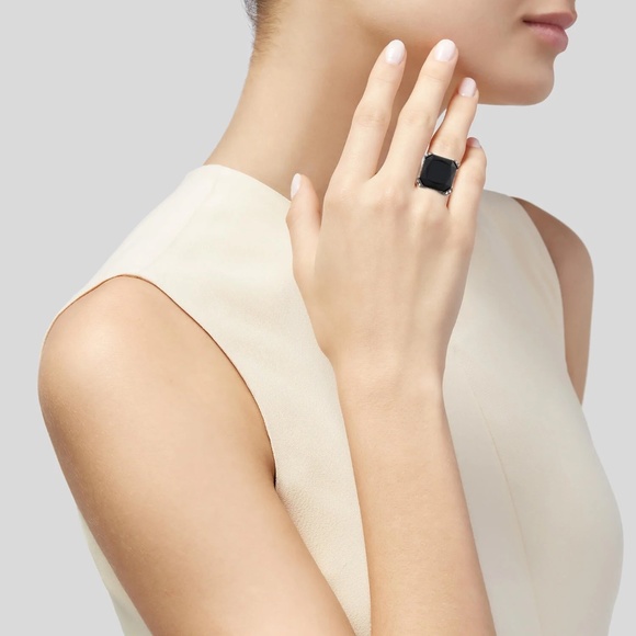 JUDITH LEIBER | Crystal Christo Cocktail Ring | Obsidian & Gunmetal | size 7 - Picture 14 of 14